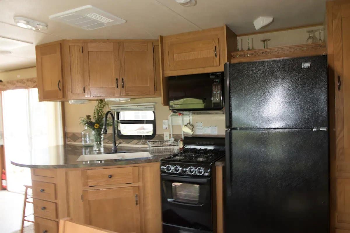 0d4251e5-aa43-42a7-8a58-cf4cf6de669b