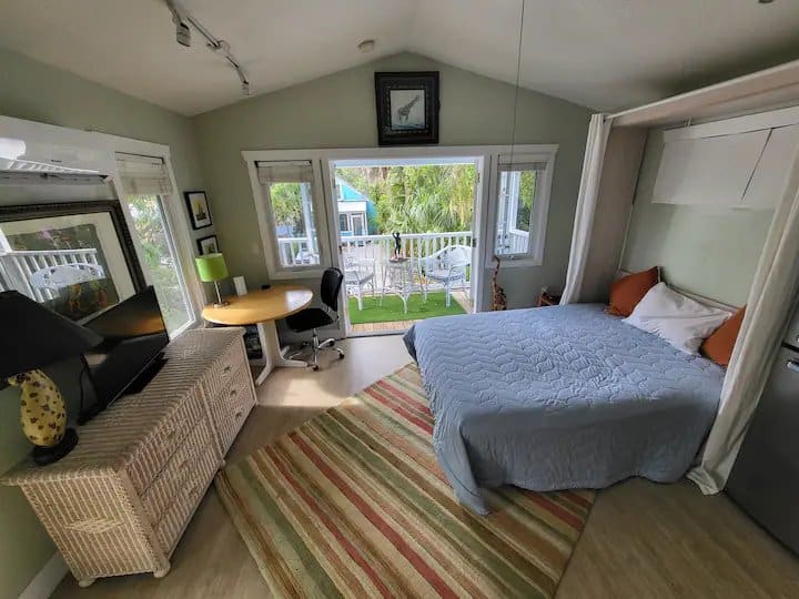 a89ebc53-ce03-4bfc-96f6-124145e89400