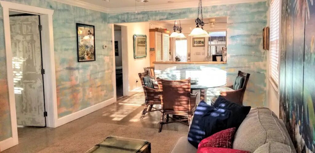 Cottage Rentals in Sarasota, FL